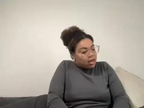 zahrabliss from StripChat is Freechat