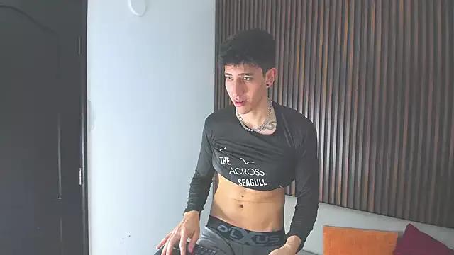 zairon_rouge from StripChat is Freechat