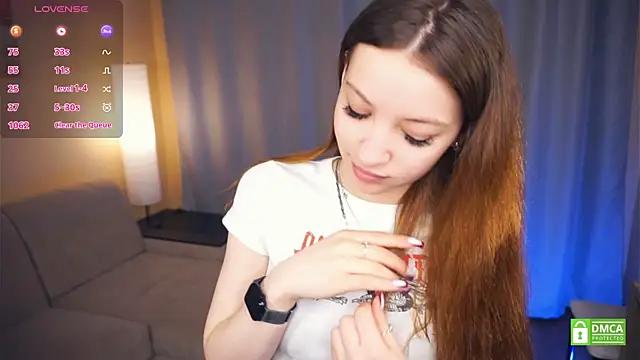 ZanaLayes from StripChat
