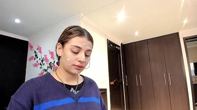 Zarathryz_ from StripChat