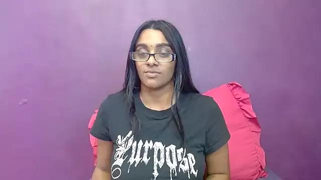 ZestyZara from StripChat is Freechat