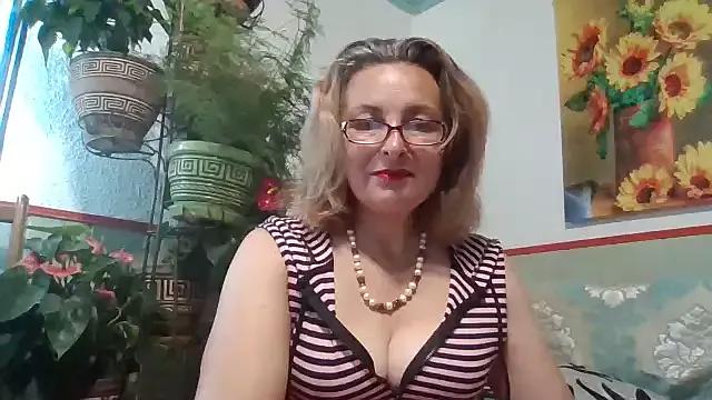 Girls: try live performances with matured performers, from dancing to quirks, in a variety of beautiful sex cams.