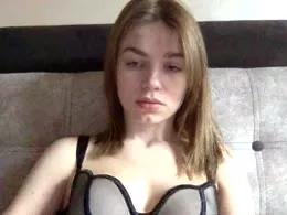 Goldena on xCams